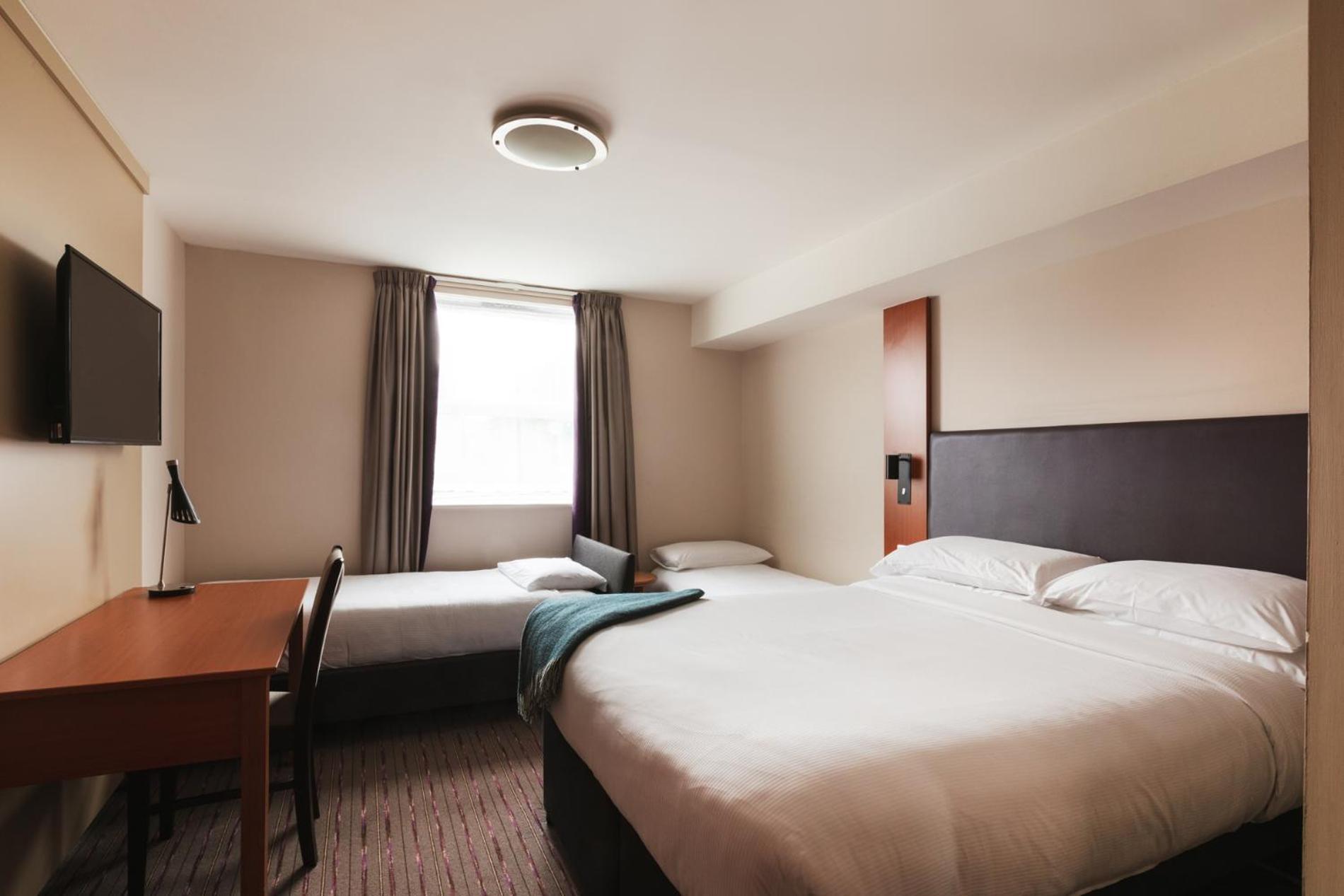 The Highwayman Hotel チェスターフィールド エクステリア 写真